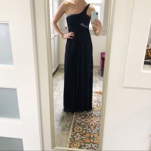Like New Cache Navy Formal Gown with Beading